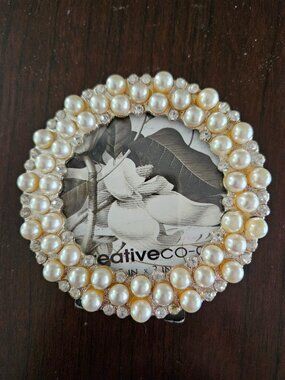 Decorative 4 inch Pearl-Like Frame